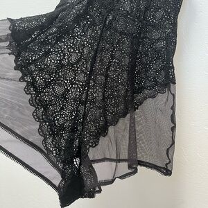 Lingerie slip: black lace romper